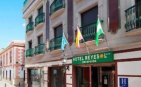 Hotel Reyesol Fuengirola 2*